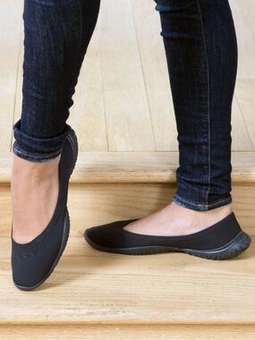 Lissom black Flyte ballet flats Size 6.5 Excellent condition